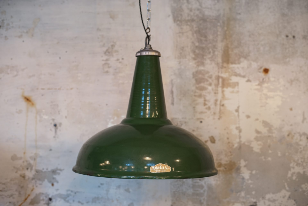 How To Make a Modern House Look Vintage - Vintage Lighting